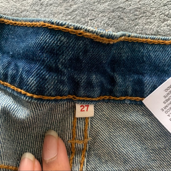 Blue Levi’s Wedgie - Picture 3 of 4